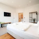 Апартаменты Moderne 2-zimmer Direkt Am Hbf *