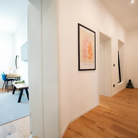 Moderne 2-zimmer Direkt Am Hbf Appartement Coblence